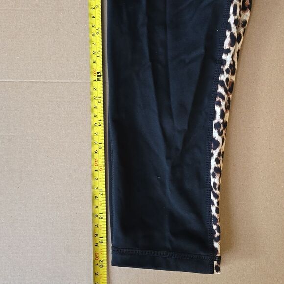 Zyia Active Black 20" Crop - Picture 4 of 7